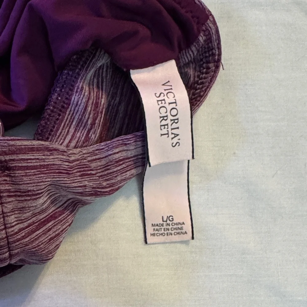 Victoria Secret Large Vibrant Pink and Purple‎ Sports Bras